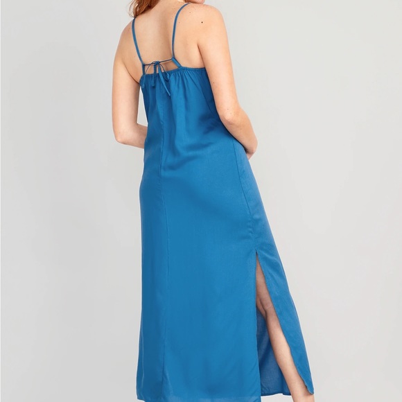 NWT OLD NAVY Tie-Back Maxi Slip Dress Color: Batik Blue - Picture 2 of 8